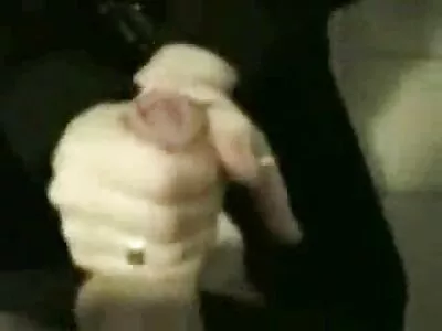 O curvă fierbinte porno biz își modifică păsărica