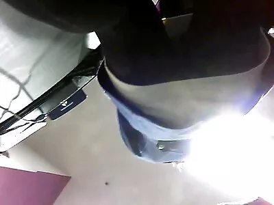 Frumoasă brunetă se trage cu porno film movies un vibrator și cu degetele în fața camerei