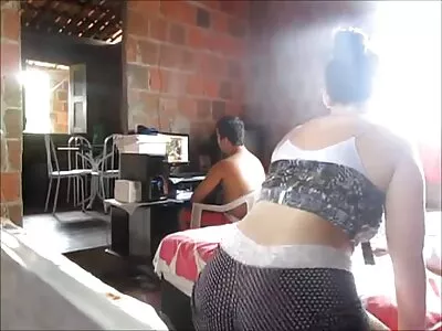 Făcându-l excitat tube sex film în aer liber
