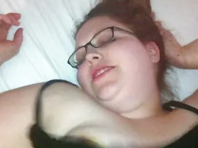 Nimeni porno cu grade nu poate rezista la sânii ei