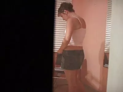 O curvă își lingă păsărica molf sex