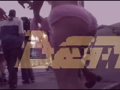 Făcând sex porn xxl pe plajă rulez