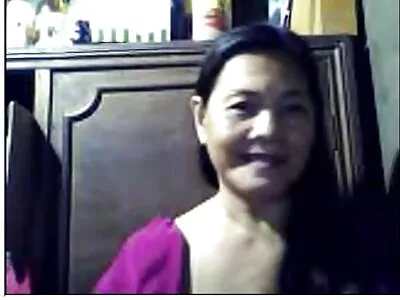 Lovindu-și prada rotundă strânsă cu plăcere sex mom son anal