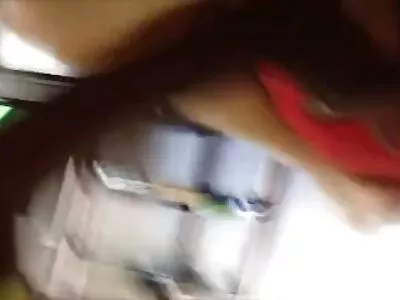 O blondă drăguță sex gril korea acordând atenție penisului meu