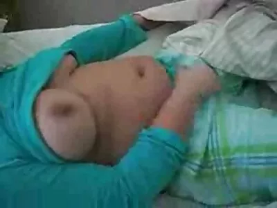 Diguri bronzate lins sânii și fante pe cameră filme porno cu dresuri