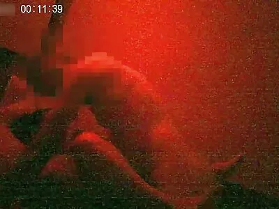 Prietena blondă sex gratuito primește un tratament complet în saună