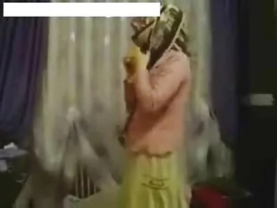 Am o porno m4 jucărie nouă pentru cuna mea