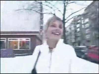 Jenifer ne oferă sibel kekilli xxx o imagine bună asupra bikinilor ei